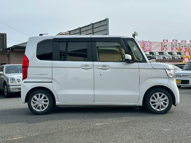 ホンダ N BOX4枚目