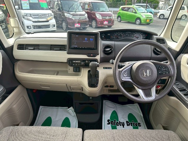 ホンダ N BOX10枚目