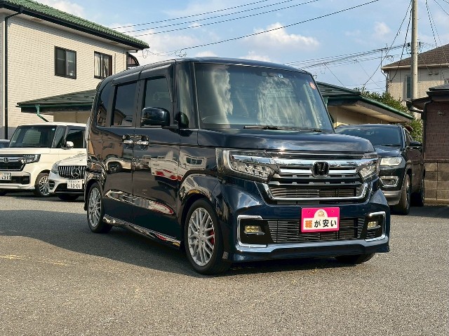 ホンダ N-BOXカスタム3枚目