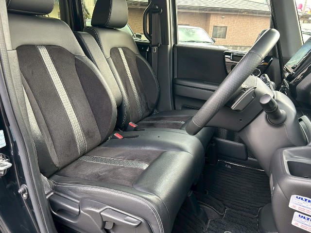 ホンダ N-BOXカスタム9枚目