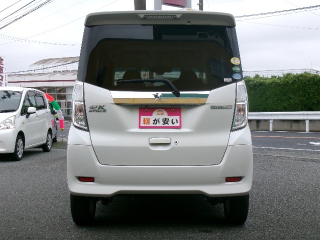 三菱 eKスペースカスタム6枚目