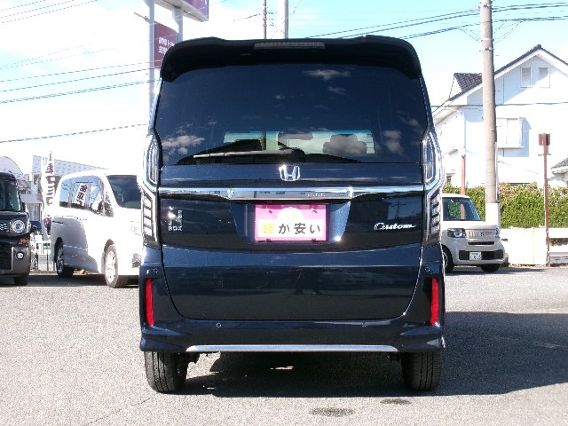 ホンダ N-BOXカスタム6枚目