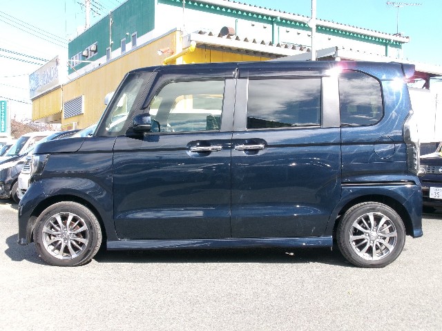 ホンダ N-BOXカスタム8枚目