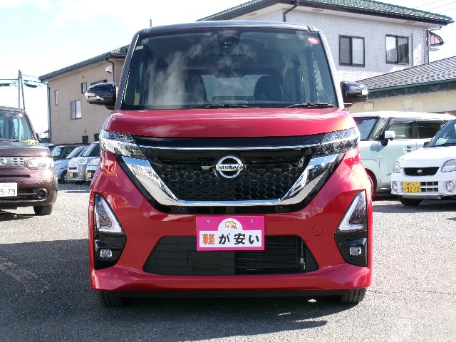 ニッサン ルークス2枚目