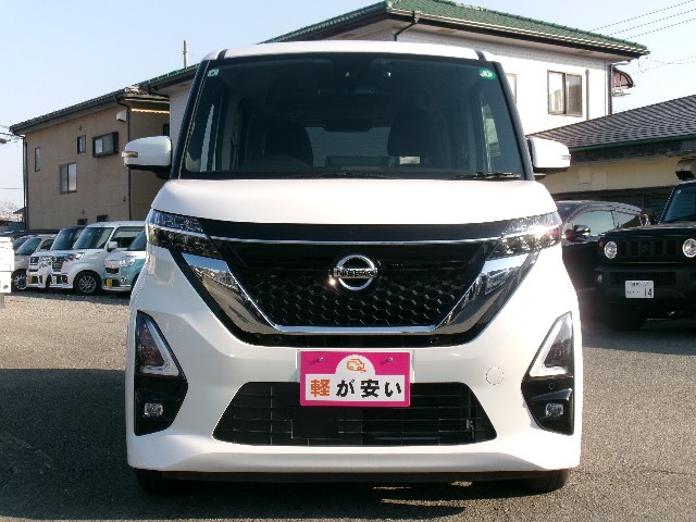 ニッサン ルークス2枚目