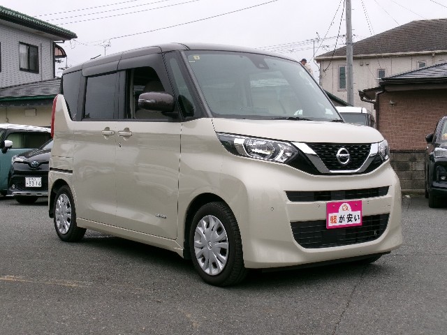 ニッサン ルークス3枚目