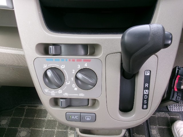 スバル ステラ13枚目