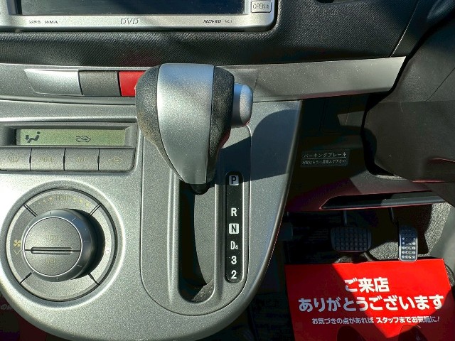 ダイハツ ムーヴ16枚目
