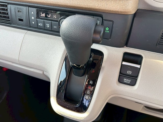 ホンダ N-BOX14枚目