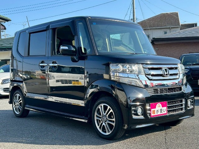 ホンダ N-BOXカスタム3枚目