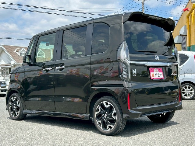 ホンダ N-BOXカスタム7枚目