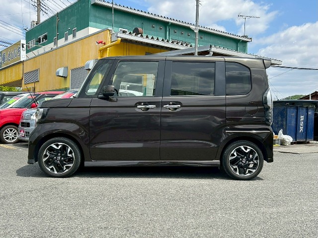 ホンダ N-BOXカスタム8枚目