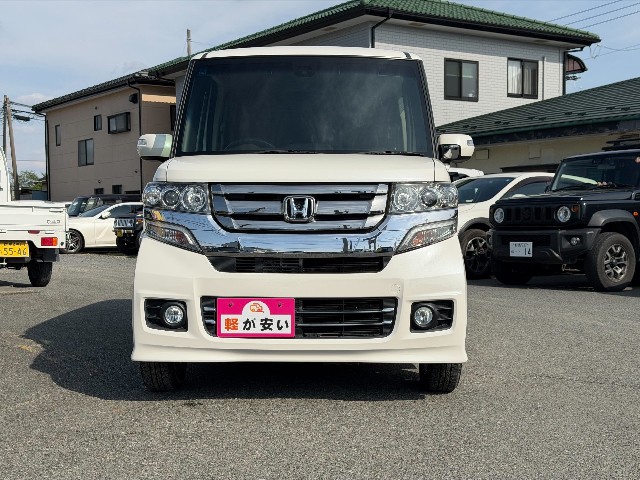 ホンダ N-BOXカスタム2枚目