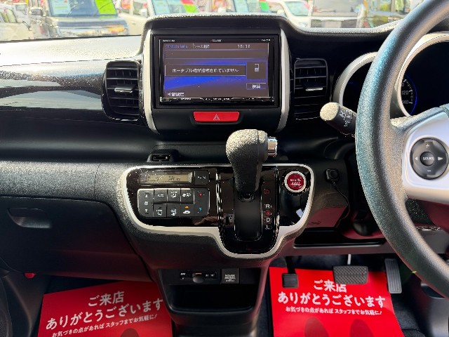 ホンダ N-BOXカスタム11枚目