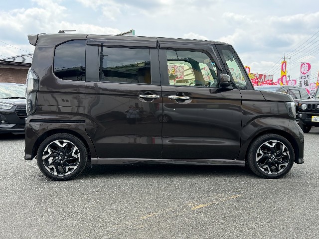 ホンダ N-BOXカスタム4枚目