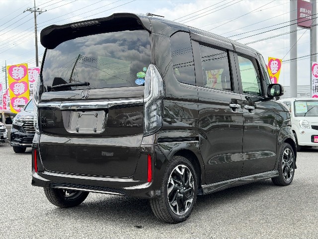 ホンダ N-BOXカスタム5枚目