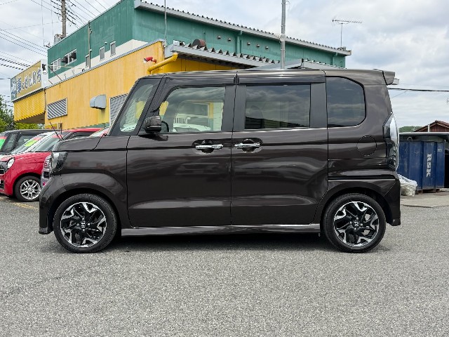 ホンダ N-BOXカスタム8枚目