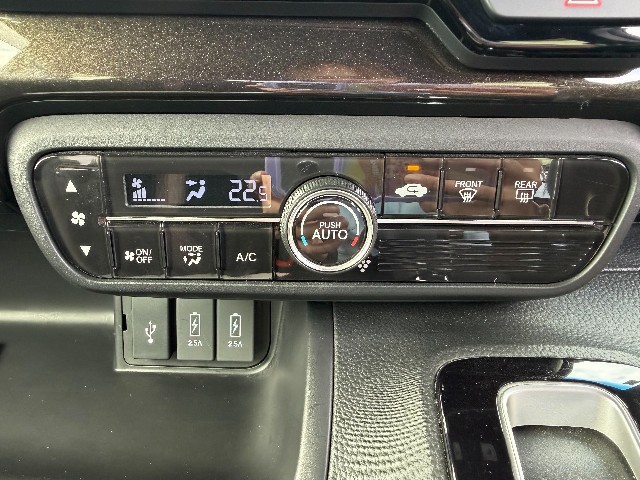 ホンダ N-BOXカスタム12枚目