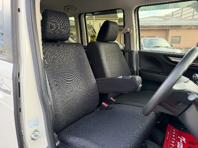 ホンダ N-BOXカスタム9枚目