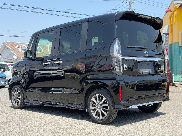 ホンダ N-BOXカスタム6枚目