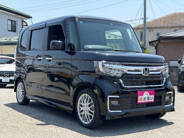 ホンダ N-BOXカスタム2枚目