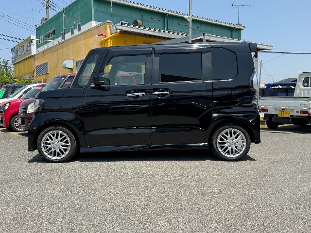 ホンダ N-BOXカスタム7枚目