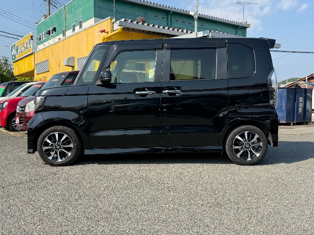 ホンダ N-BOXカスタム7枚目