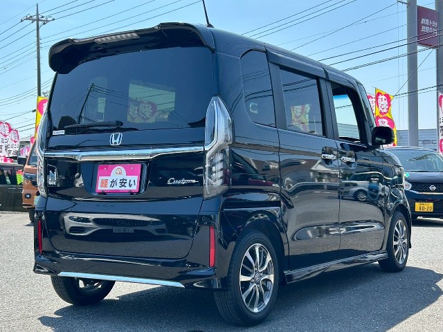 ホンダ N-BOXカスタム4枚目