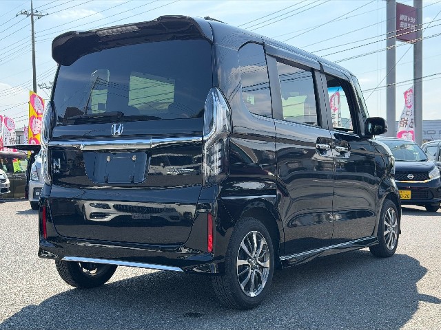 ホンダ N-BOXカスタム5枚目