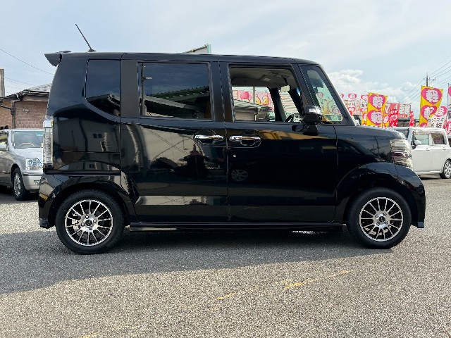 ホンダ N-BOXカスタム4枚目