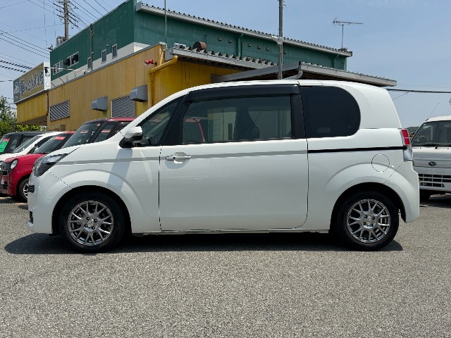 トヨタ スペイド8枚目