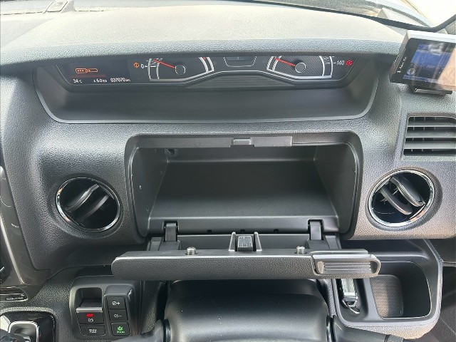 ホンダ N-BOXカスタム13枚目